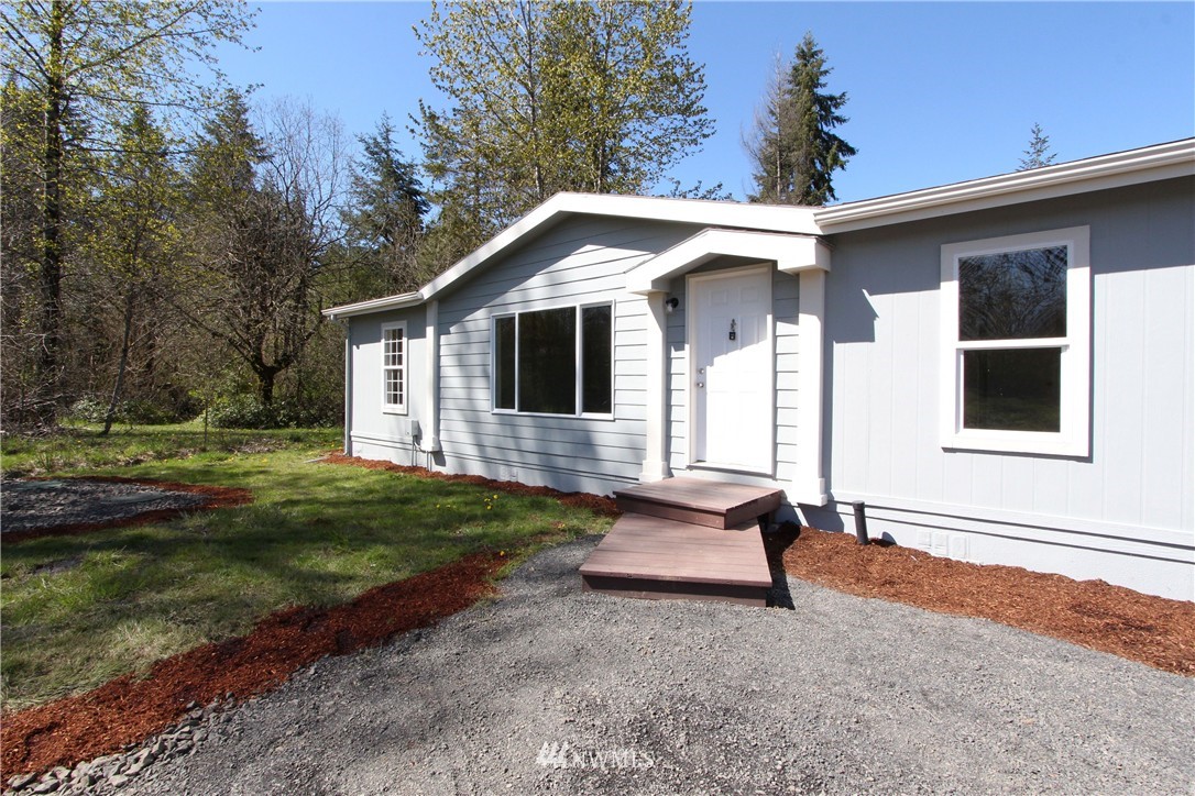 769 Rhoades Road Winlock, WA 98596 - Photo 3 of 20