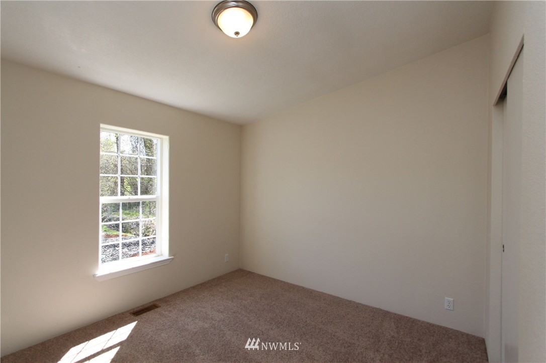 769 Rhoades Road Winlock, WA 98596 - Photo 10 of 20