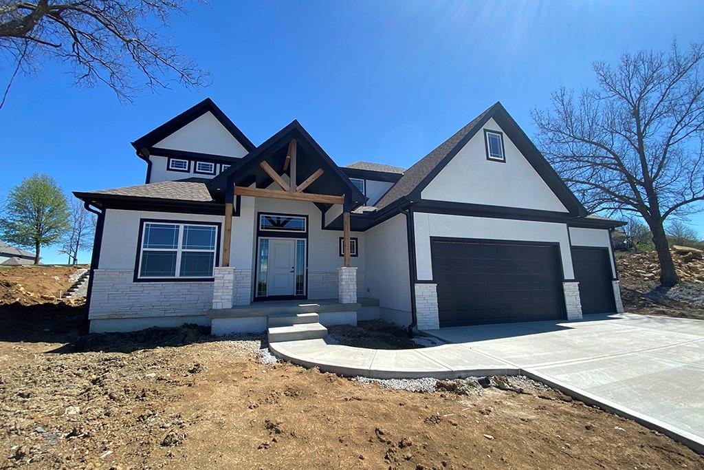 2104 Southeast Monterrey Dr  