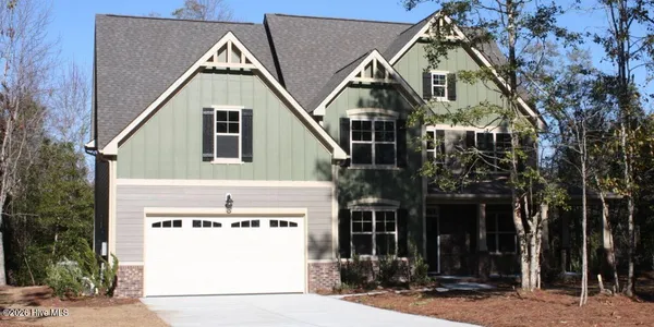 $2,900 | 124 Little Bay Drive, Cedar Point, NC 28584
