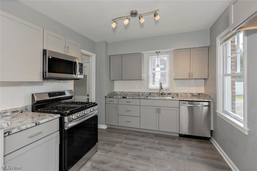5680 Highland Road Cleveland, OH 44143 - Photo 2 of 35