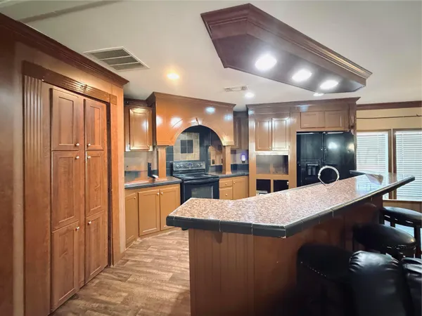 $215,000 | 100 Bear Lane, Dumas, TX 79029