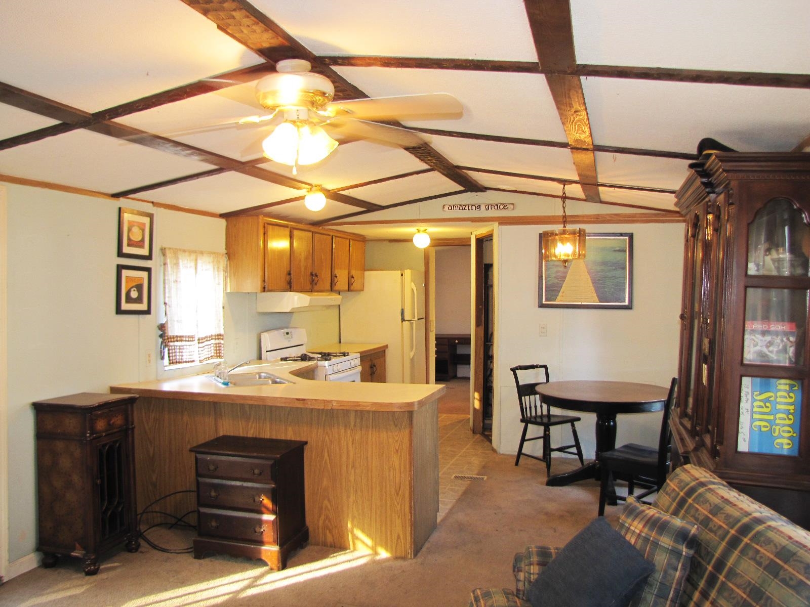 18 Morton Street Exeter, NH 03833 - Photo 4 of 25 Gallery Image 4