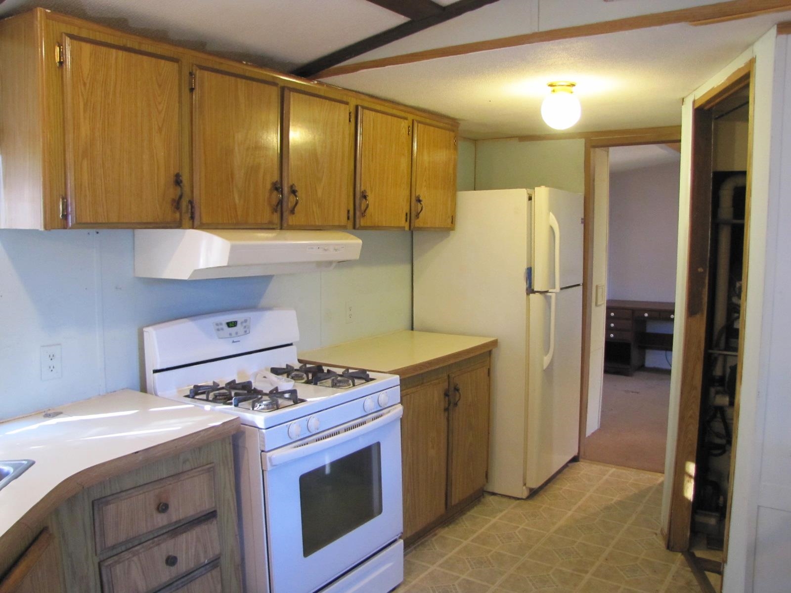 18 Morton Street Exeter, NH 03833 - Photo 6 of 25 Gallery Image 6