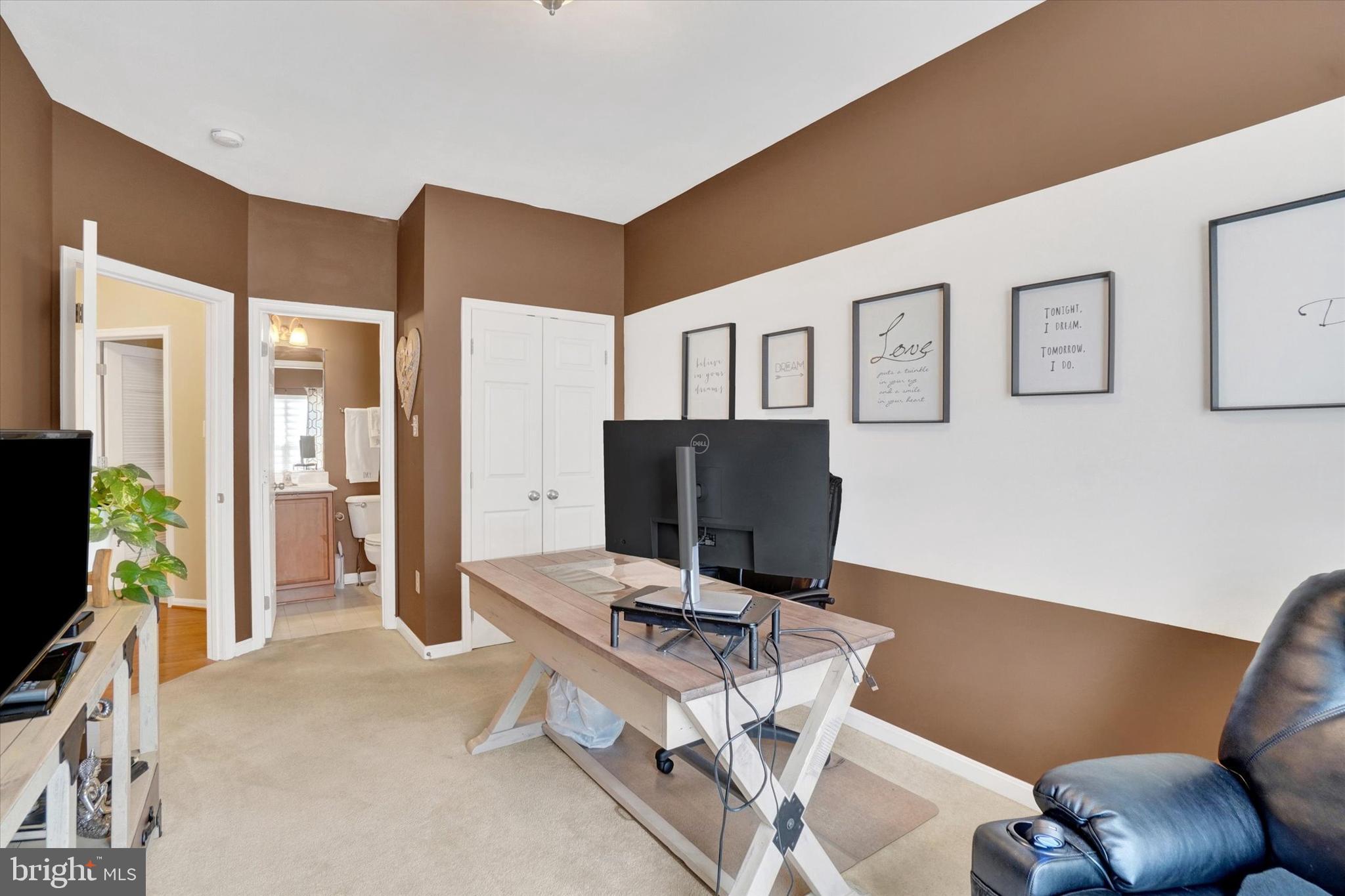 1015 Nugent Way York, PA 17402 - Photo 21 of 46 a workspace with furniture and view of bedroom