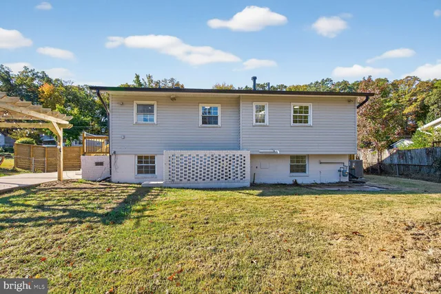 $685,000 | 8915 Sylvania Street, Lorton, VA 22079