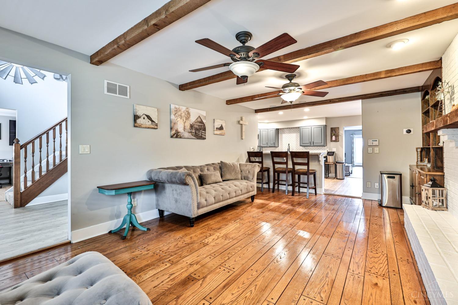 5072 Springdale Road Cincinnati, OH 45251 - Photo 10 of 56
