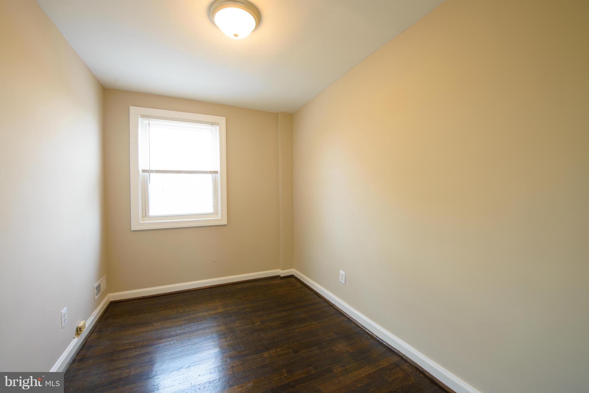 5548 Channing Road Baltimore, MD 21229 - Photo 15 of 30 Bedroom