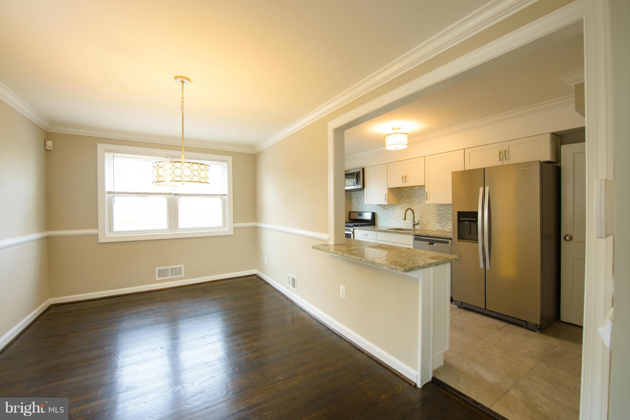 5548 Channing Road Baltimore, MD 21229 - Photo 6 of 30 Dining Room
