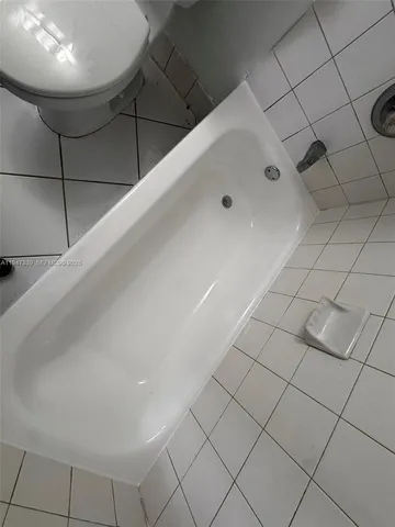 $3,000 | 701 Brickell Key Boulevard, Unit 1208, Miami, FL 33131