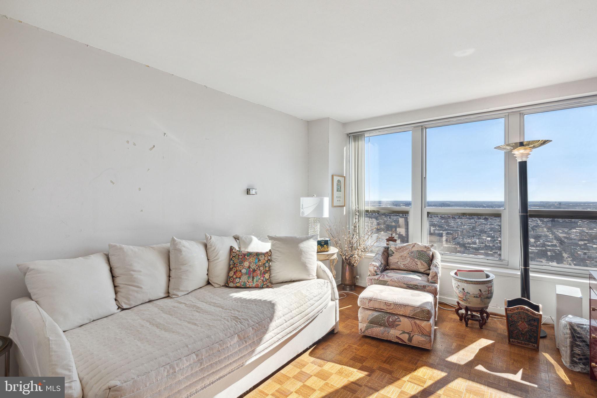 224 West Rittenhouse Square, Unit 2810 Philadelphia, PA 19103 - Photo 17 of 29 Gallery Image 17
