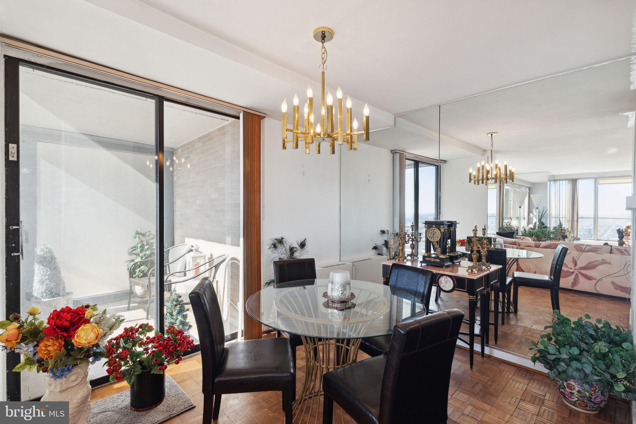 224 West Rittenhouse Square, Unit 2810 Philadelphia, PA 19103 - Photo 6 of 29 Gallery Image 6