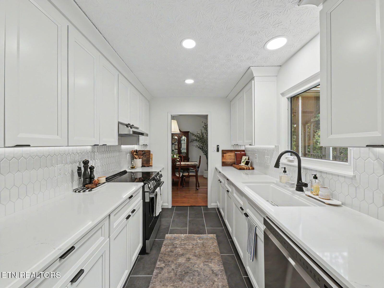 308 Oran Road Knoxville, TN 37934 - Photo 11 of 42 11