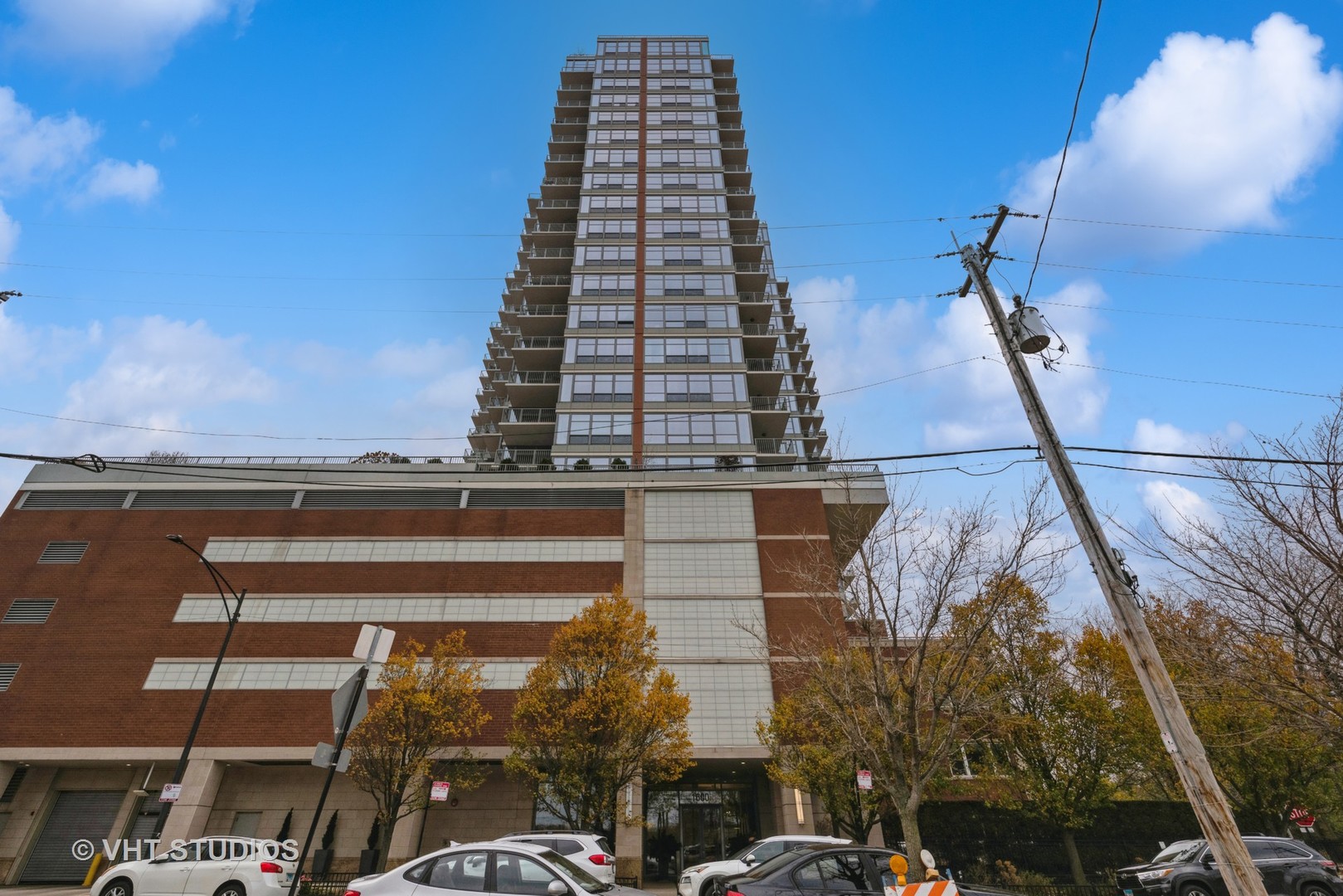 1600 South Prairie Avenue, Unit 2005 Chicago, IL 60616 - Photo 1 of 12 a view of a balcony