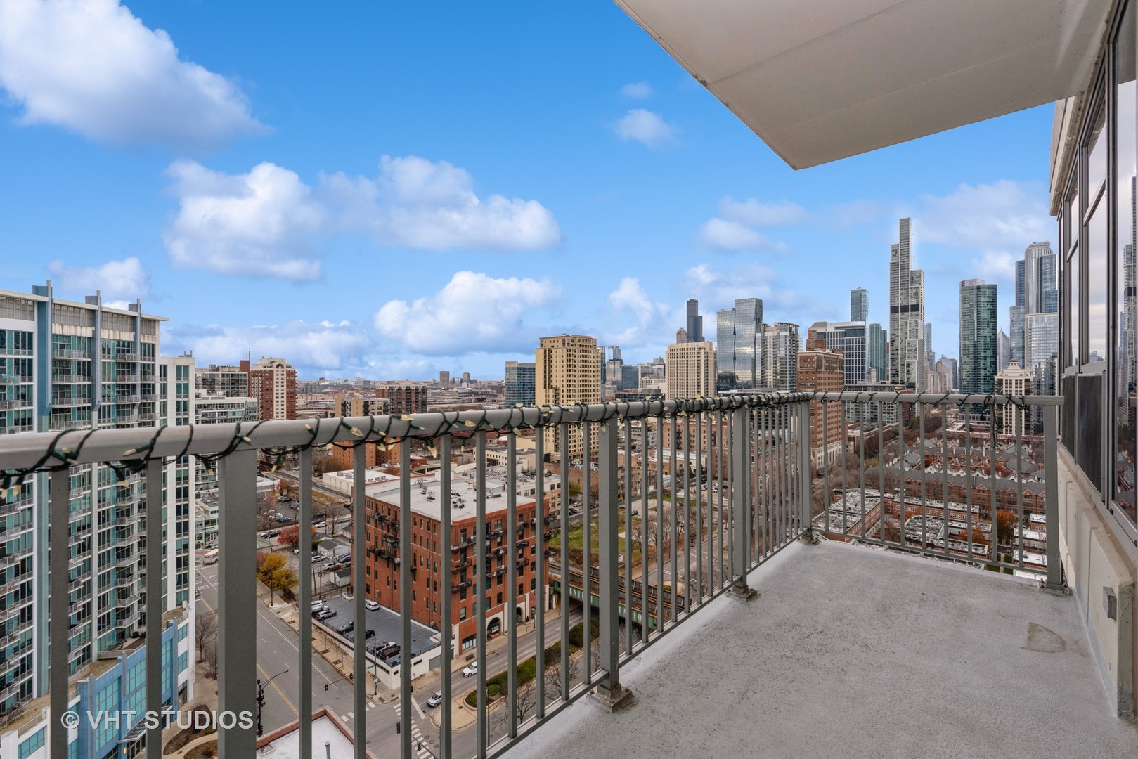 1600 South Prairie Avenue, Unit 2005 Chicago, IL 60616 - Photo 10 of 12 a view of city