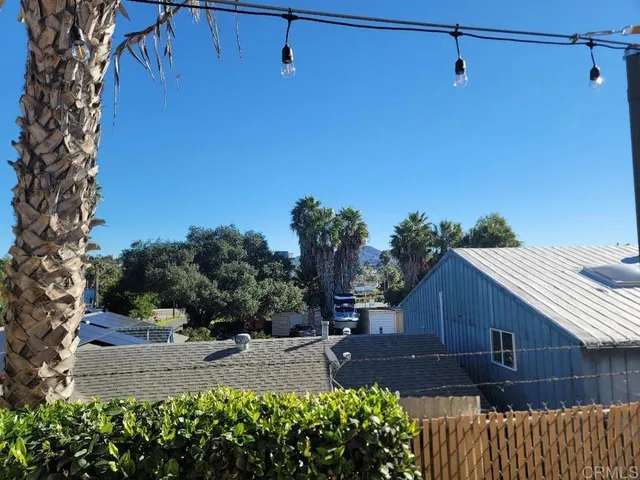 $425,000 | 245 West Bobier Drive, Unit 90, Vista, CA 92083