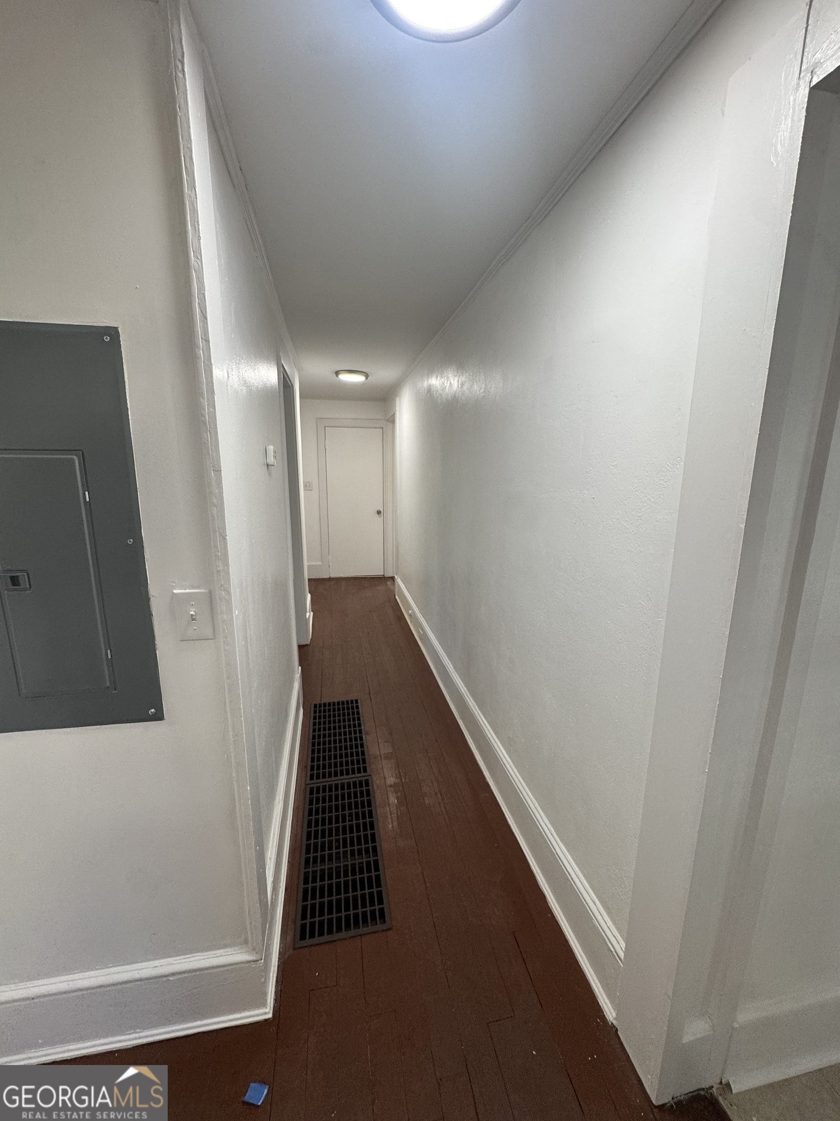 415 Hopkins Street Southwest Atlanta, GA 30310 - Photo 4 of 12