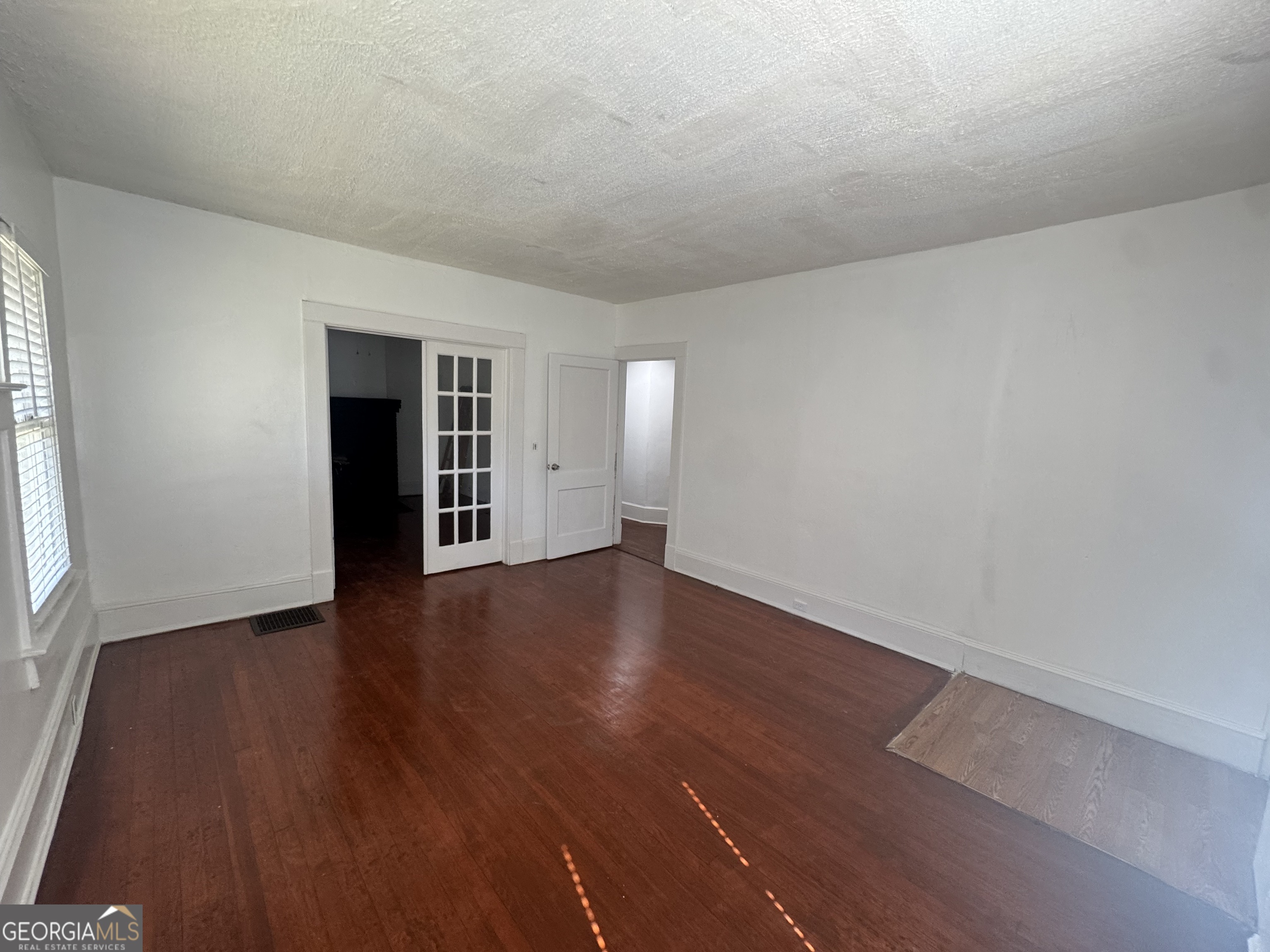 415 Hopkins Street Southwest Atlanta, GA 30310 - Photo 10 of 12