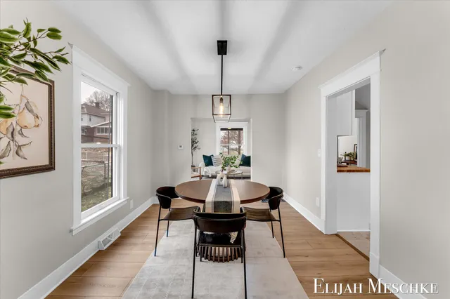 $229,900 | 1728 Francis Avenue Southeast, Grand Rapids, MI 49507