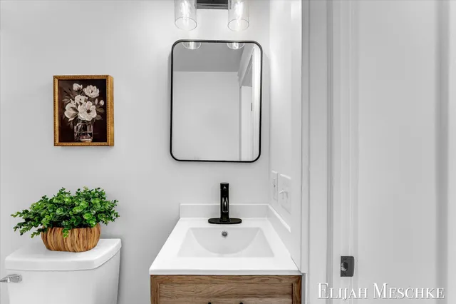 $229,900 | 1728 Francis Avenue Southeast, Grand Rapids, MI 49507