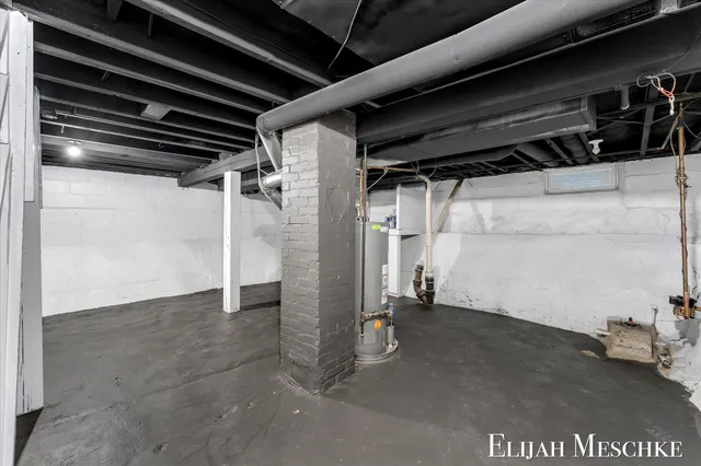 $229,900 | 1728 Francis Avenue Southeast, Grand Rapids, MI 49507