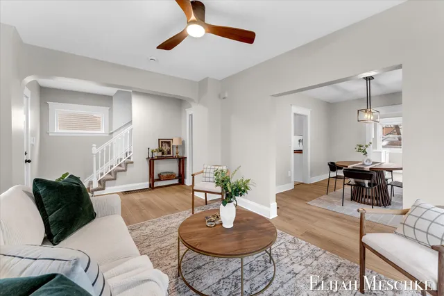 $229,900 | 1728 Francis Avenue Southeast, Grand Rapids, MI 49507