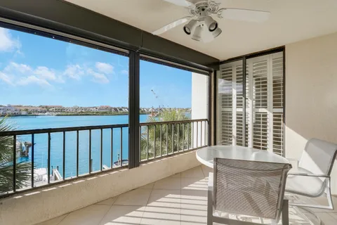 $879,000 | 1748 Jupiter Cove Drive, Unit 417, Jupiter, FL 33469