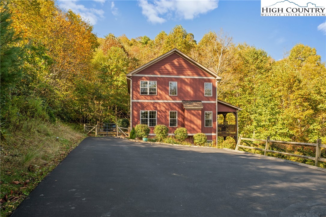 710 Milton Brown Heirs Road Boone, NC 28607 - Photo 4 of 45 Gallery Image 4