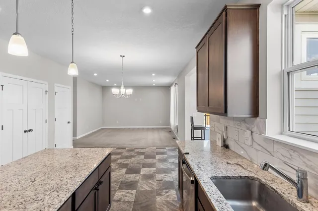 $635,000 | 19294 Clearwater Loop, Farmington, MN 55024