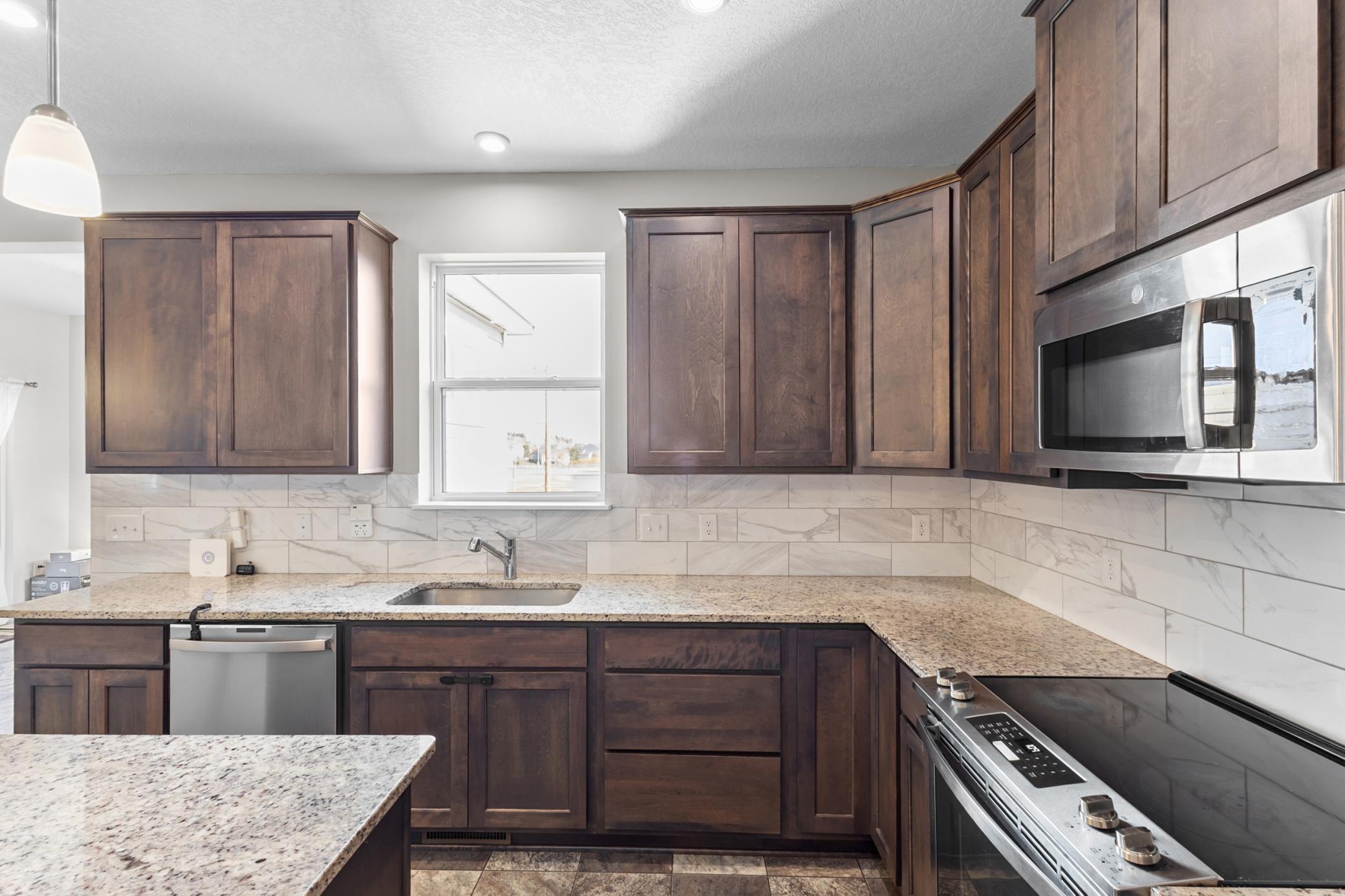 19294 Clearwater Loop Farmington, MN 55024 - Photo 15 of 66