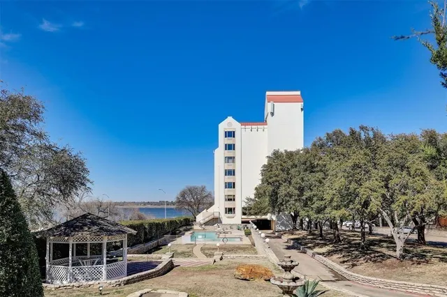$225,000 | 2103 Reflection Bay Drive, Arlington, TX 76013
