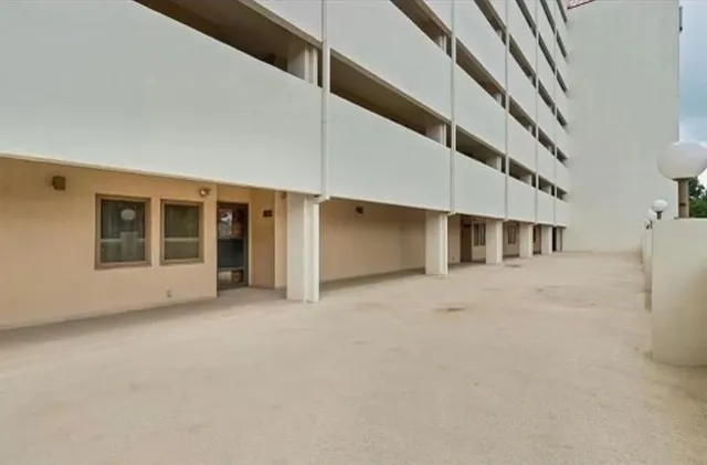 $225,000 | 2103 Reflection Bay Drive, Arlington, TX 76013