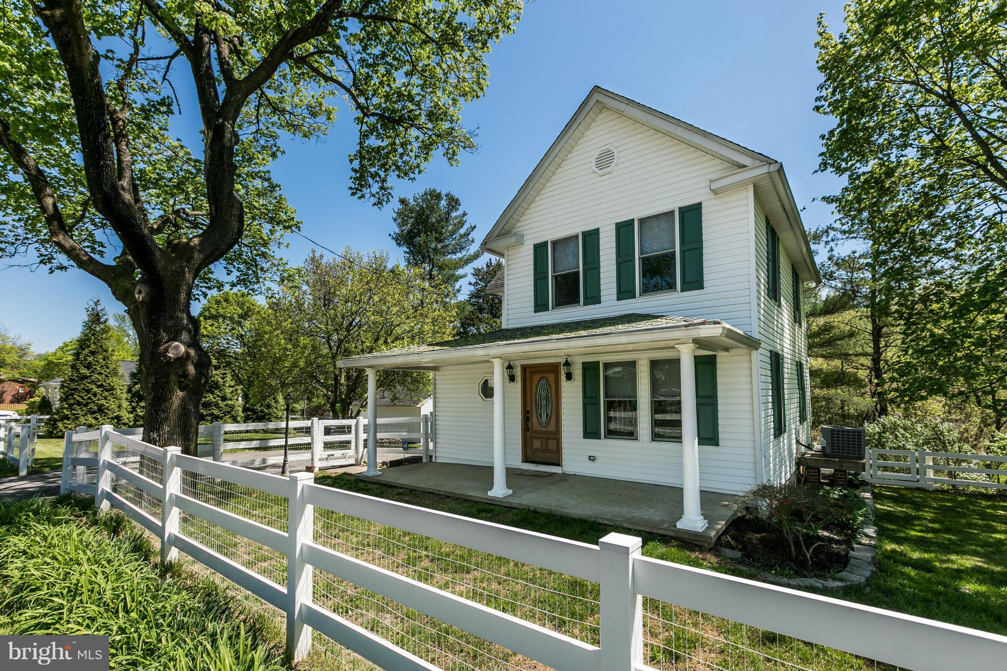 5747 Race Road Elkridge, MD 21075 - Photo 2 of 25 Exterior (General)