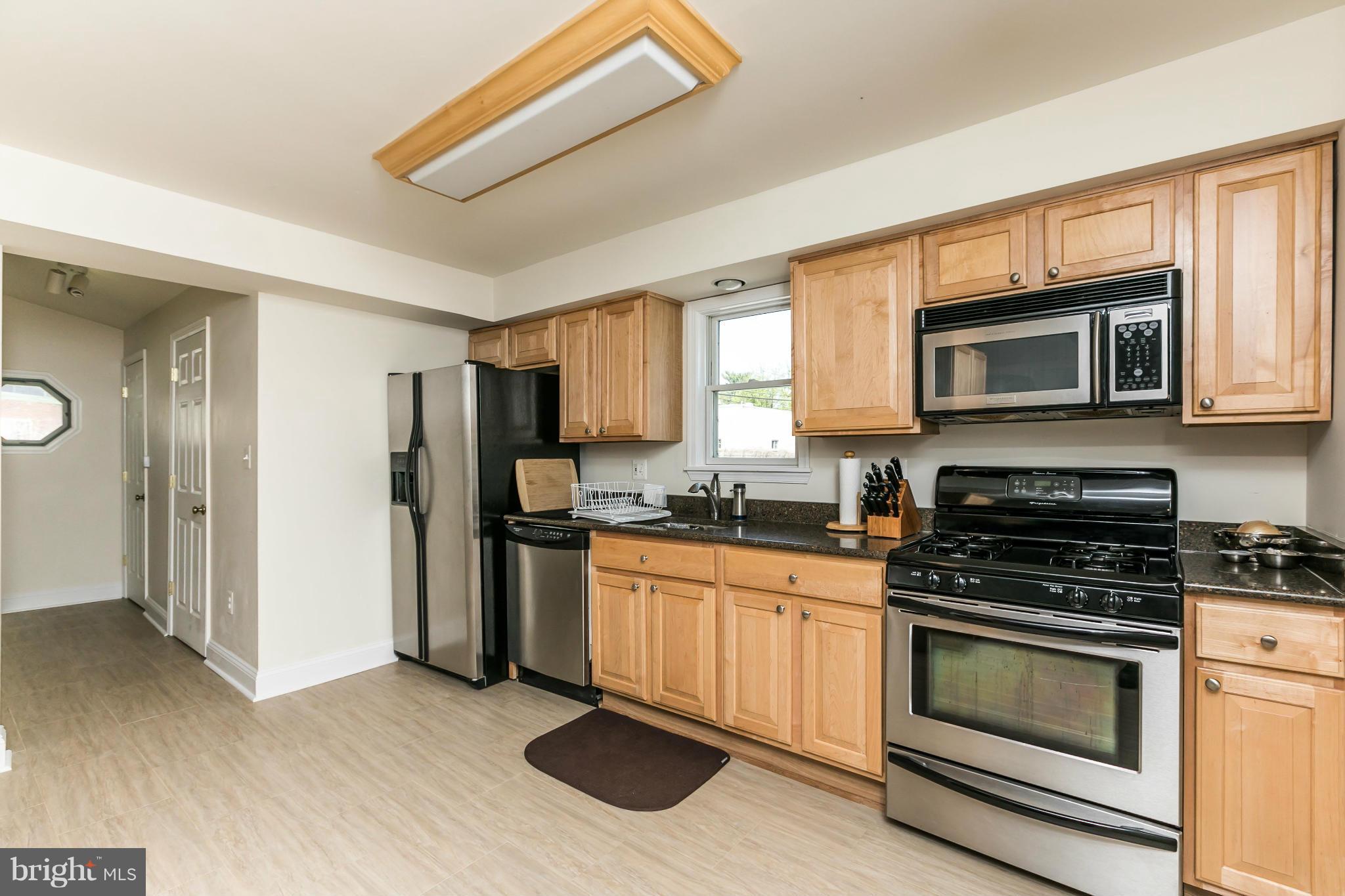 5747 Race Road Elkridge, MD 21075 - Photo 6 of 25 Interior (General)