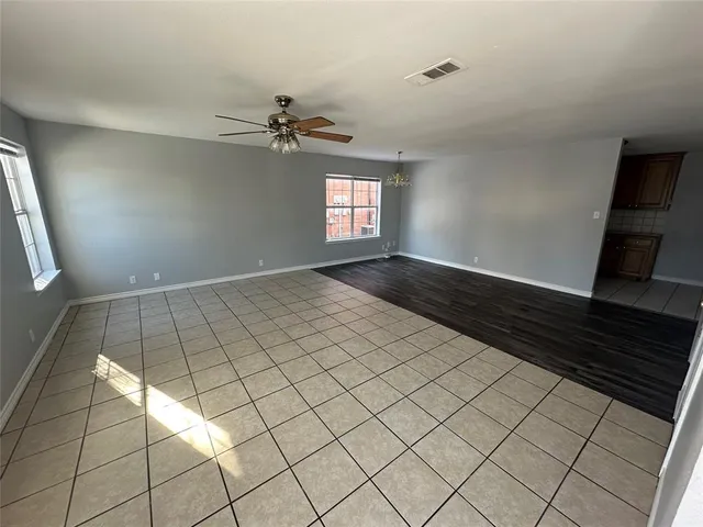 $1,195 | 114 South Holly Avenue, Sherman, TX 75092