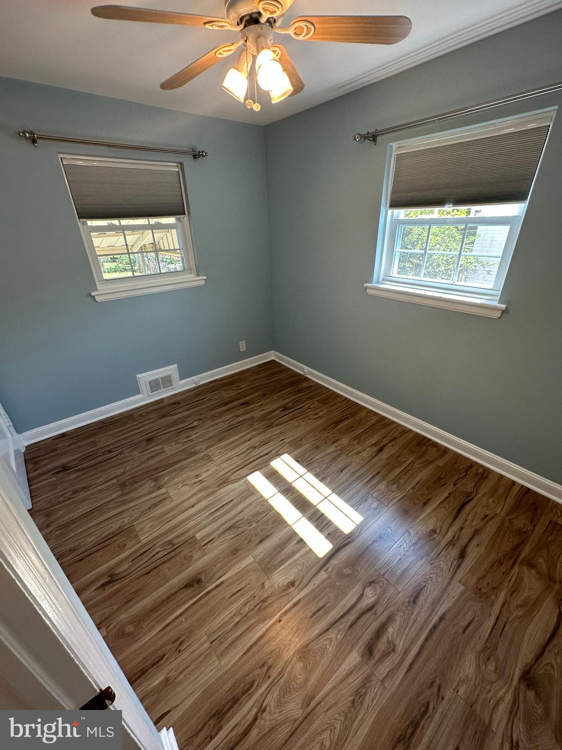 2306 Dennis Avenue Silver Spring, MD 20902 - Photo 5 of 19