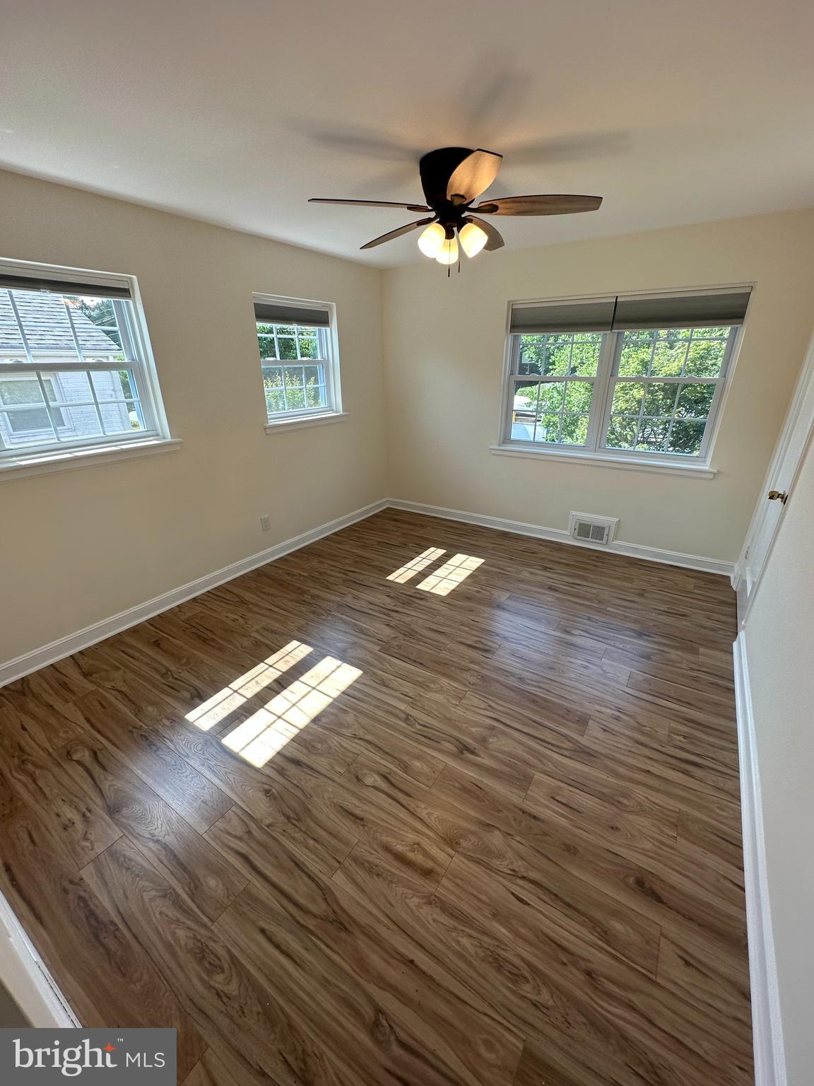 2306 Dennis Avenue Silver Spring, MD 20902 - Photo 6 of 19