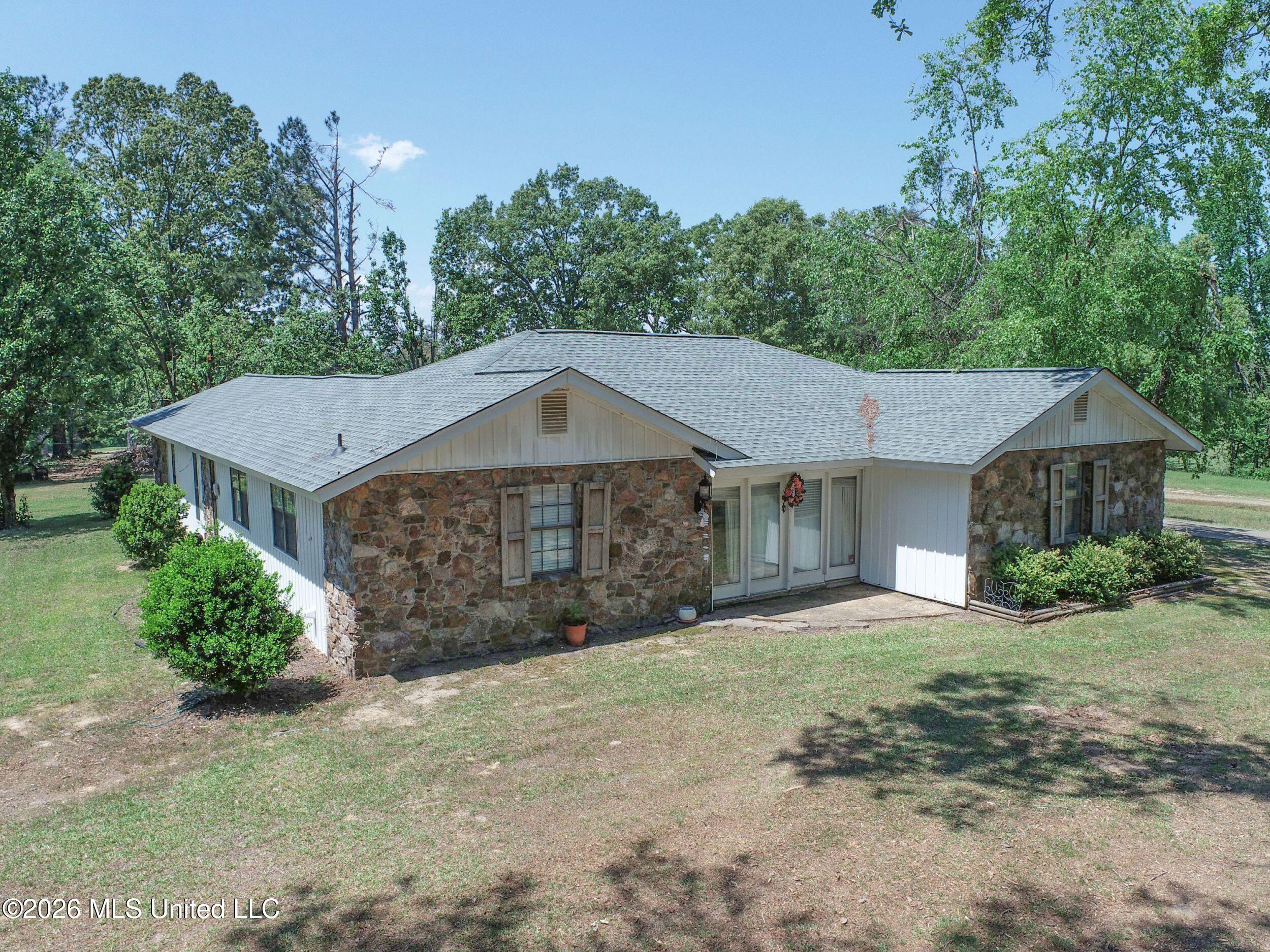 415 Woodland Road Batesville, MS 38606 - Photo 23 of 120 2rlawk21