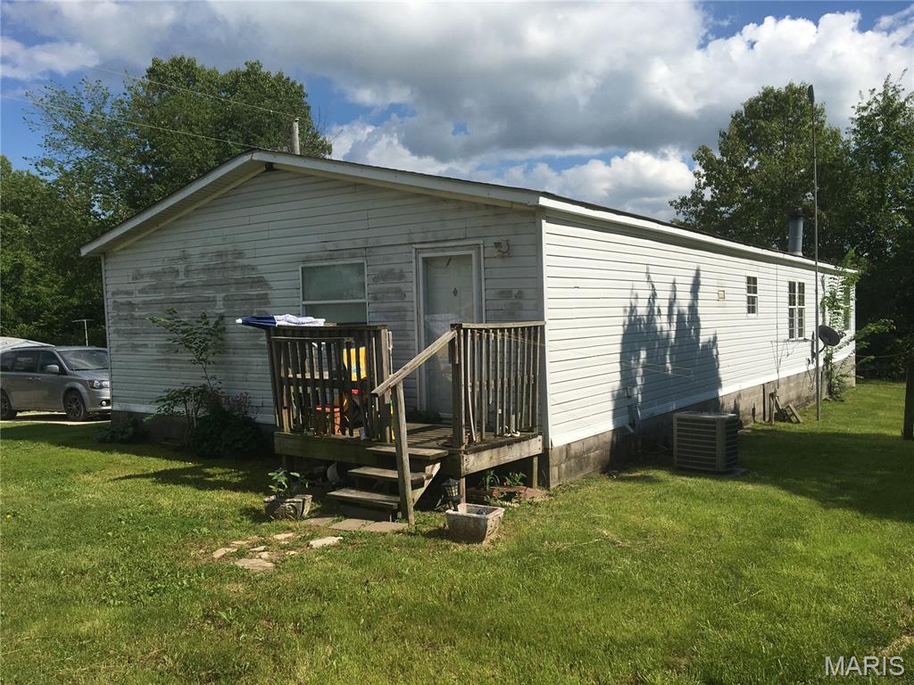 115 Central Drive Foley, MO 63347 - Photo 3 of 6