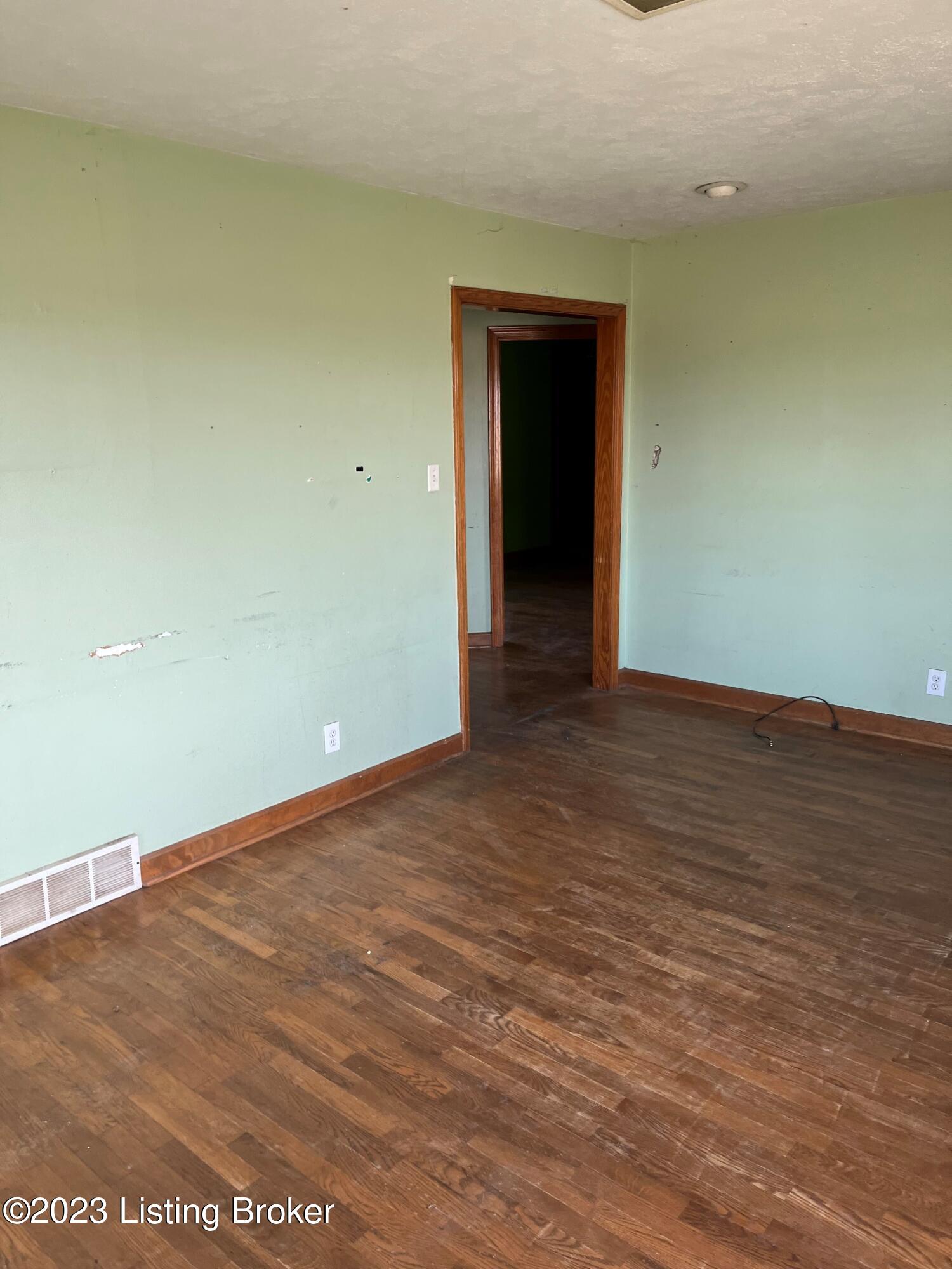 5096 Hempridge Road Waddy, KY 40076 - Photo 12 of 17 Bedroom
