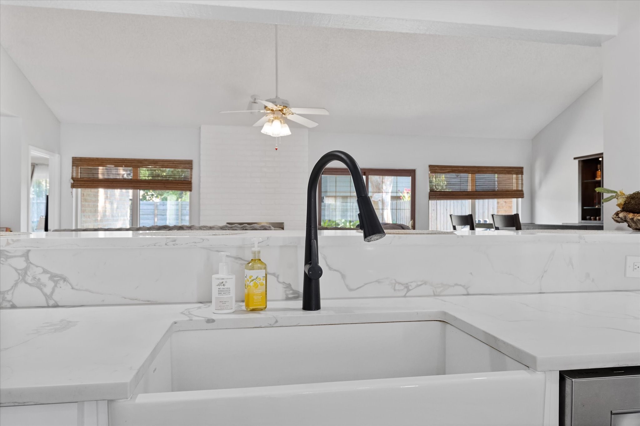 11854 Briar Forest Drive Houston, TX 77077 - Photo 6 of 21