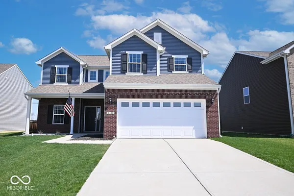 $2,450 | 2441 Shadowbrook Trace, Greenwood, IN 46143