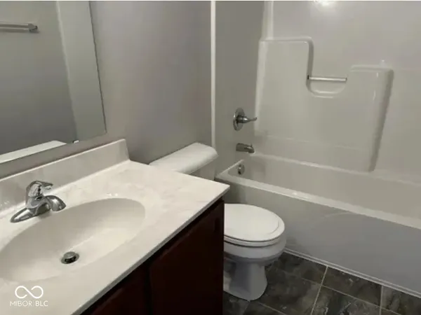 $2,450 | 2441 Shadowbrook Trace, Greenwood, IN 46143