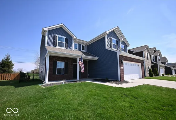 $2,450 | 2441 Shadowbrook Trace, Greenwood, IN 46143