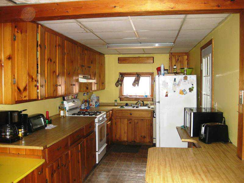 348 Shore Road Ellsworth, ME 04605 - Photo 3 of 22 Kitchen.