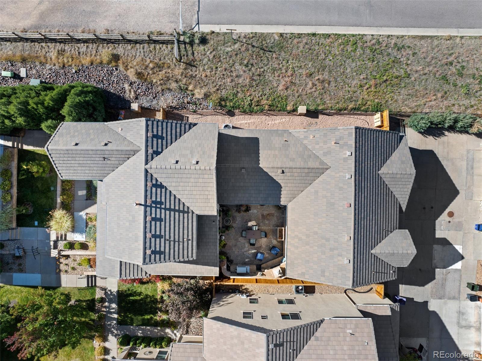 10323 Bluffmont Drive Lone Tree, CO 80124 - Photo 36 of 48