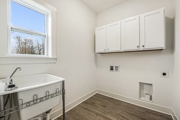 $639,900 | 8275 McArthur Avenue Northeast, Belding, MI 48809