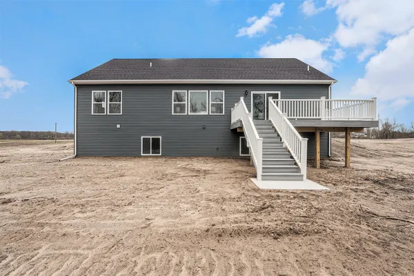 $639,900 | 8275 McArthur Avenue Northeast, Belding, MI 48809