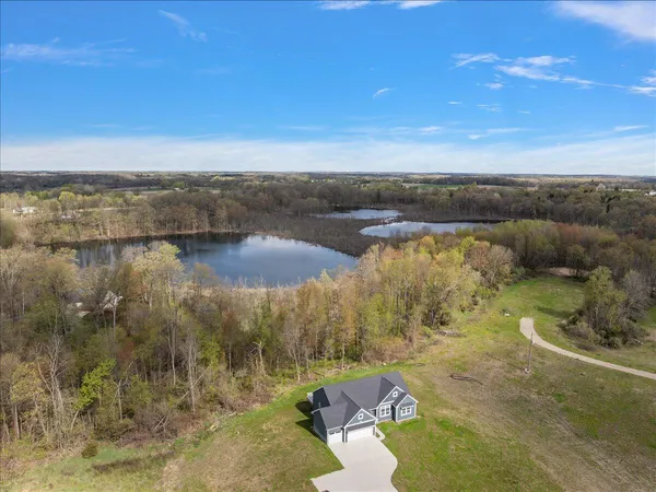 $639,900 | 8275 McArthur Avenue Northeast, Belding, MI 48809