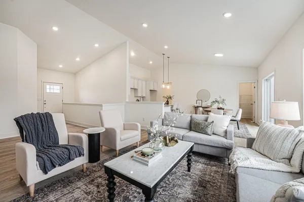 $639,900 | 8275 McArthur Avenue Northeast, Belding, MI 48809